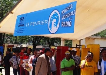 MÉDIAS  : La radio garde une place de choix dans la société