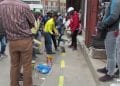 LES MARCHANDS D’ANTANANARIVO ENVAHISSENT LES RUES