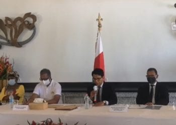 ECONOMIE – Andry Rajoelina rencontre les opérateurs touristiques de Nosy-Be pour évoquer l&rsquo;après-coronavirus dans le secteur du tourisme