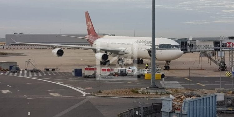 TRANSPORT AERIEN – Le vol de rapatriement opéré par Air Madagascar resté à Marseille dans la nuit du mardi à mercredi en raison de contraintes techniques