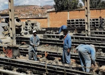 ENERGIE – La Jirama relance sa propre usine de fabrication de poteaux en béton