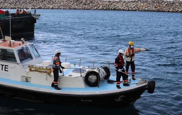 ENVIRONNEMENT – Une convention de partenariat contre les pollutions aux hydrocarbures en pleine mer entre l&rsquo;Organe de lutte contre les événements de pollution et le Centre de fusion d&rsquo;informations maritimes