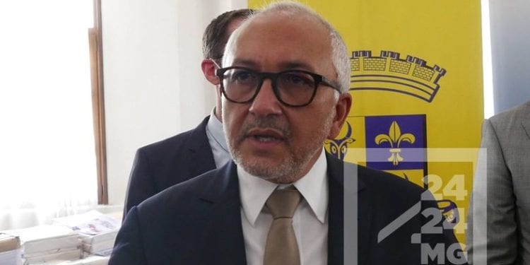 GESTION DES PARKINGS – Le maire d’Antananarivo annonce être en discussion avec Easy Park sur les modalités du contrat