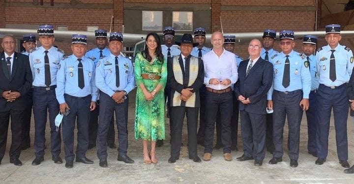INSECURITE – Don d&rsquo;un bimoteur Cessna à la gendarmerie nationale par Assist Fondation