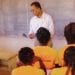 EDUCATION – Enfants ou adolescents chez Katraka Education, ils apprennent leurs leçons en chanson
