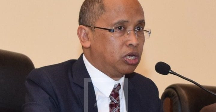 DROIT – Jean Eric Rakotoarisoa s&rsquo;élève contre l&rsquo;interdiction des élections en saison de pluies
