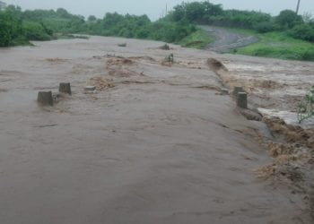 METEO – Deux personnes à bord d&rsquo;une 4×4 portées disparues à la suite de crues éclairs à Antomboka dans le district d&rsquo;Antsiranana II