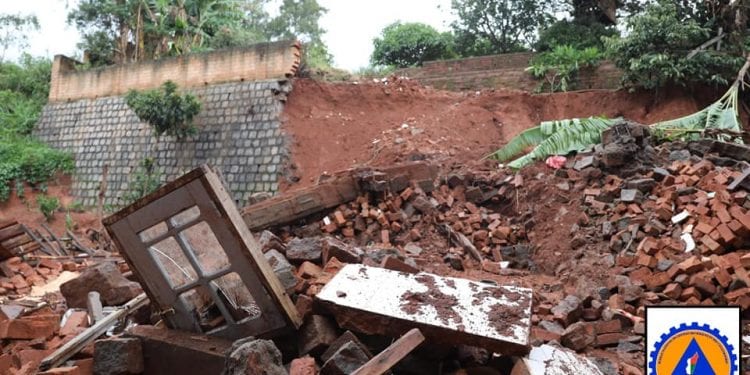CATASTROPHE – Une femme décède dans l’écroulement d’un mur de soutènement sur sa maison à Ambolokandrina Avaratr’Ankatso