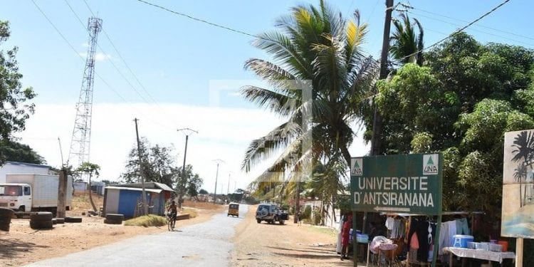 TENSION – Trois manifestants arrêtés à Antsiranana lundi pour « agressivité contre les forces de l&rsquo;ordre », selon les autorités locales