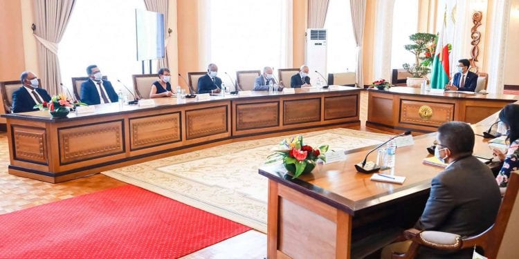 EPIDEMIE – L&rsquo;Etat malgache accepte le recours aux vaccins efficaces contre les variants existant à Madagascar parallèlement à l&rsquo;utilisation du CVO+ Plus en tant que traitement préventif et curatif