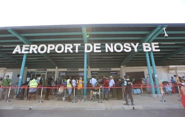 EPIDEMIE – Les déplacements en avion, en voiture particulière ou en transport en commun vers Nosy Be et Mahajanga suspendus à partir du 23 Mars