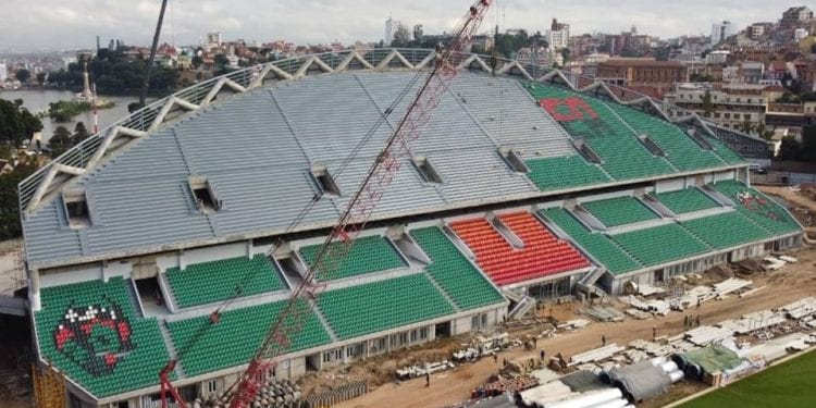 INFRASTRUCTURES –5.000 sièges installés à la tribune du stade Barea de Mahamasina, les décorations lumineuses en phase d’essai