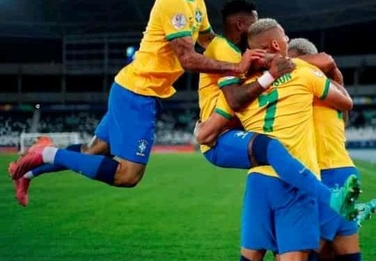 FOOTBALL  – La finale de la Copa America oppose l’Argentine au Brésil dimanche