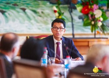 ANDRY RAJOELINA EN FRANCE  – Quatre ministres dans la délégation présidentielle pour sa participation à la rencontre des entrepreneurs francophones