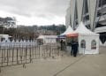 INAUGURATION ET MATCH- Les files d’attente de ceux qui espèrent un ticket d’entrée pour les événements du 2 Septembre se rejoignent derrière le stade Barea-Mahamasina