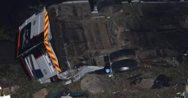 CIRCULATION – 11 personnes décèdent dans la collision d&rsquo;un taxi-brousse et d&rsquo;un semi-remorque à Anteza Ambohimahasoa, 15 autres blessées