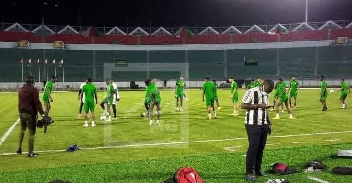 FOOTBALL- Le sélectionneur des Écureuils du Bénin avoue son respect pour les Barea mais espère « jouer sa carte à fond et essayer de trouver un résultat positif » ce jeudi