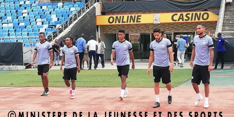 FOOTBALL – Les Barea tâtent le terrain du stade Mkapa Benjamin la veille de leur match contre la Tanzanie