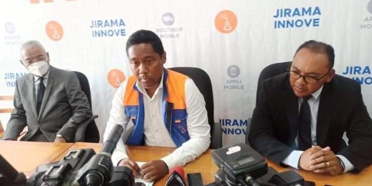 ENERGIE – Vonjy Andriamanga prévient Rivo Radanielina nommé DG  intérimaire de la Jirama de l&rsquo;ampleur de la tâche qui l&rsquo;attend à la tête de la Jirama