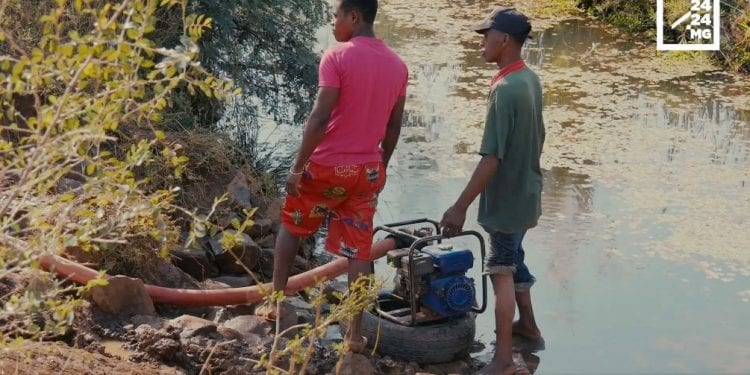 SECHERESSE – L&rsquo;entreprise salutaire de livraison d&rsquo;eau d’Eric Bototo à Andranovory et sa région