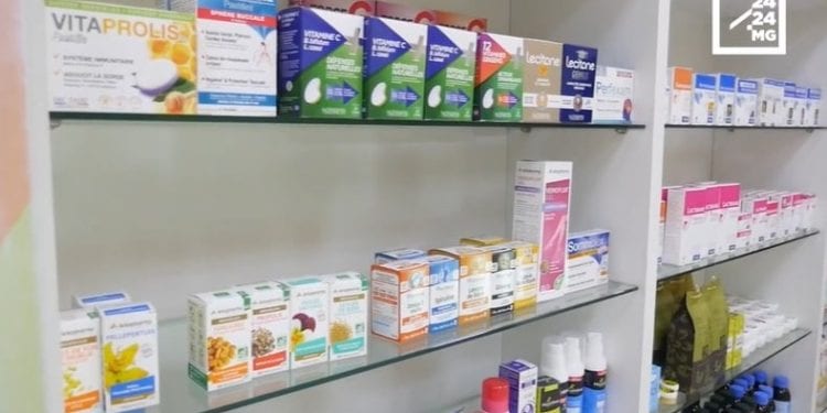 SANTE PUBLIQUE – Les professionnels du secteur pharmaceutique craignent que la proposition de loi sur le maintien des dépôts de médicaments malgré l’implantation d’une pharmacie freine le déploiement des jeunes pharmaciens et l’implantation de nouvelles pharmacies
