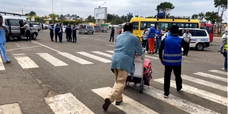 TRANSPORT AERIEN – 640 passagers débarquent d’Europe ce week-end via les premiers vols commerciaux d’Air France et d’Air Madagascar après 20 mois de fermeture de frontières