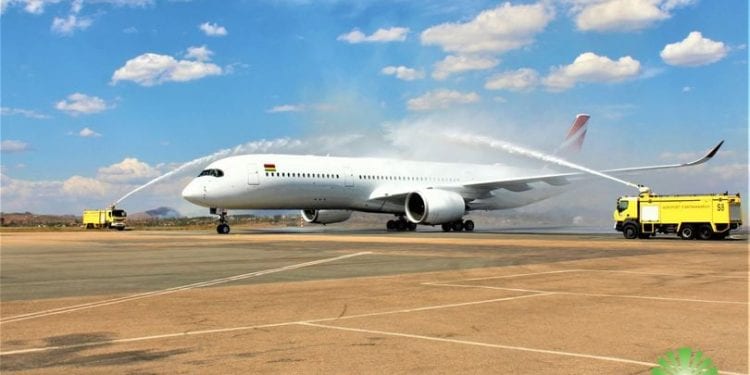 TRANSPORT – Air Mauritius affirme attendre les décisions officielles du gouvernement malgache sur la suspension des vols en provenance de l’île Maurice alors que les cas flambent sur l&rsquo;île Maurice avec 1.277 cas confirmés positifs et 85 décès en une semaine