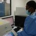 EPIDEMIE – Les autorités sanitaires rassurent sur l&rsquo;absence des variants autres que les variants alpha et beta à Madagascar et affirment expérimenter des démarches d&rsquo;identification de variants par la technique du criblage