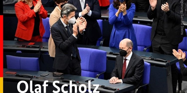 MONDE – Olaf Scholz succède à Angela Merkel qui a dirigé l’Allemagne durant 16 ans
