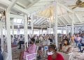 TRANSPORT AERIEN – Le ministre du Tourisme à la rencontre des opérateurs touristiques de Nosy Be pour évoquer la reprise des liaisons commerciales internationales sur l’île aux Parfums