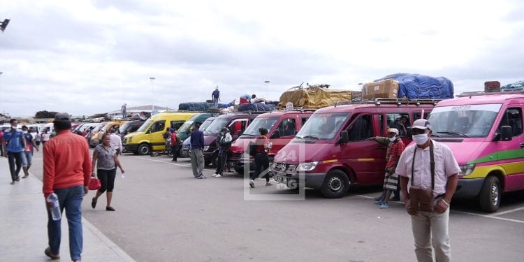 TRANSPORT TERRESTRE – Des coopératives sur certaines lignes nationales augmentent les frais de transport en taxis-brousse depuis le samedi 18 Décembre.