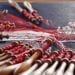 ARTISANAT – La dentelle aux fuseaux, un savoir-faire délicat