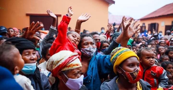 CATASTROPHES – 32 établissements scolaires restent occupés par des sinistrés à la veille de la date de la reprise officielle des cours, selon le bilan publié par le BNGRC dimanche à 17h
