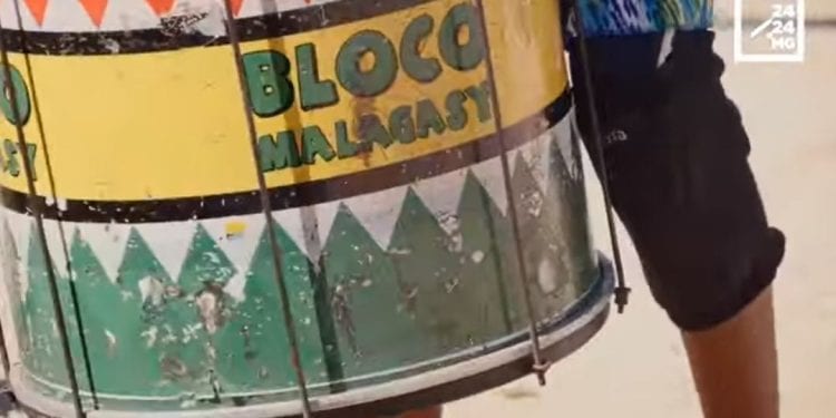 EDUCATION – La Bloco Malagasy ou les percussions qui sauvent les jeunes filles de Toliara de la prostitution