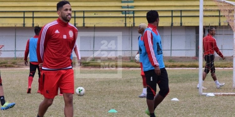 FOOTBALL – Jérôme Mombris met un terme à sa carrière professionnelle