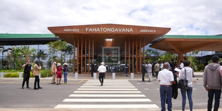 TRANSPORT AERIEN – Le Conseil des ministres annonce la réouverture conditionnelle des frontières de Madagascar à partir du 5 Mars
