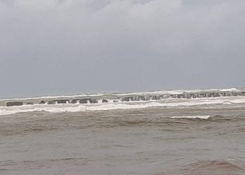 INTEMPERIES – Des vents de plus de 50km/h et de fortes pluies à Mananjary quelques heures avant l’arrivée du cyclone