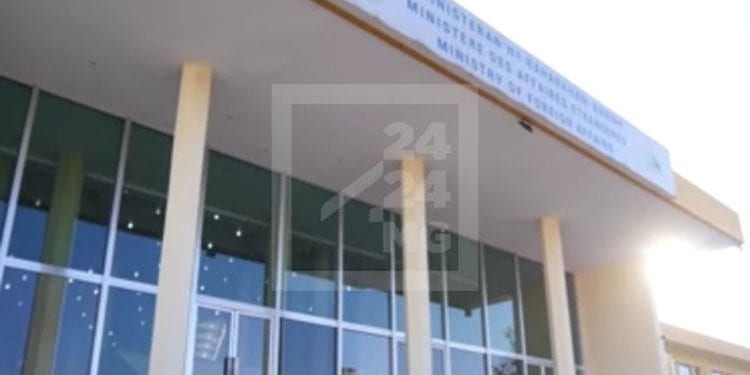 CONFLIT – Madagascar clarifie sa position sur la situation en Ukraine et appelle les parties à éviter de prendre des décisions irréversibles pouvant entraîner davantage de pertes humaines