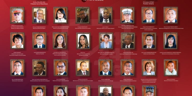 EXECUTIF – Le sixième gouvernement d’Andry Rajoelina et de Christian Ntsay composé de 30 ministres dont neuf femmes