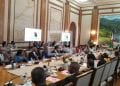 GOUVERNEMENT – Neuf ministres nommés, deux postes de vice-ministre supprimés, Tinoka Roberto Raharoarilala revient au ministère de la Jeunesse et des sports, Richard Randriamandrato devient ministre des Affaires étrangères