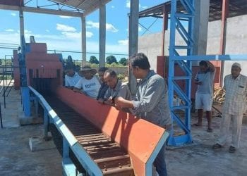 COMMERCE – Démarrage imminent des essais techniques au sein d&rsquo;une petite industrie sucrière à Ambalakida, district de Mahajanga II