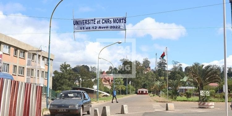 ENSEIGNEMENT SUPERIEUR – Le Seces section Antananarivo relance son mouvement « Université et de centres de recherche morts » à partir du 25 Avril et jusqu’à satisfaction des revendications