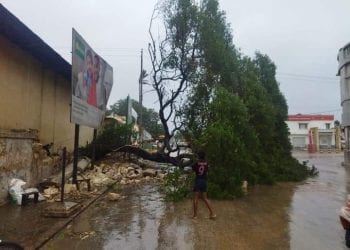 INTEMPERIES – Un mort et trois individus emportés par les eaux selon un premier bilan provisoire publié par le ministère de la Défense nationale du passage de Jasmine qui a touché terre au niveau de Saint Augustin vers 17h ce mardi