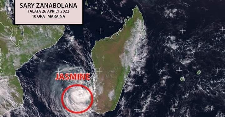 MÉTÉOROLOGIE – Toliara I et II, Sakaraha et Betioky placés en alerte rouge en prévision du passage de la tempête tropicale Jasmine, risque de crues pour le fleuve Fiherenana