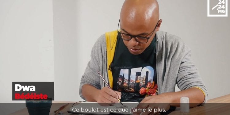 PORTRAIT – Fonctionnaire aux Finances ou bédéiste, le choix de Dwa
