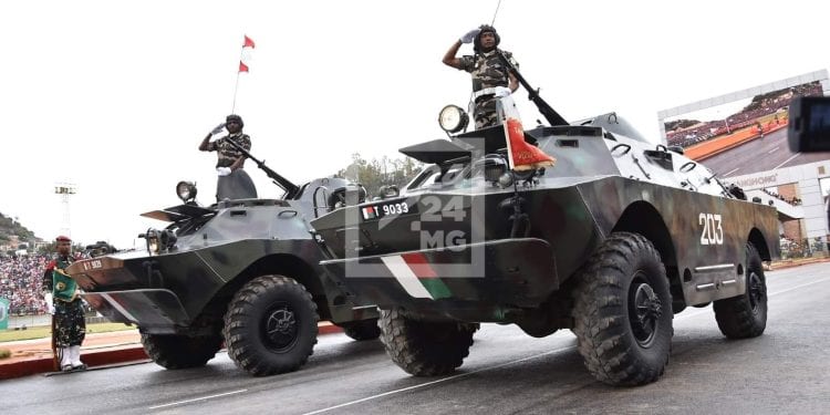 SECURITE ET DEFENSE- Une agence de presse indienne rapporte l’existence de la signature d’un accord de coopération militaire entre Madagascar et la Russie, les autorités malgaches « ne confirment ni n’infirment » l’information et évoquent une « question de souveraineté »
