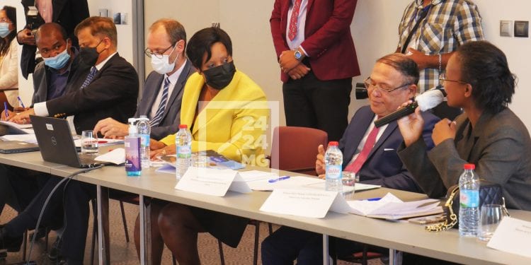 DEVELOPPEMENT – « La croissance n’est plus une option mais une obligation », lance la Banque mondiale devant les membres du gouvernement