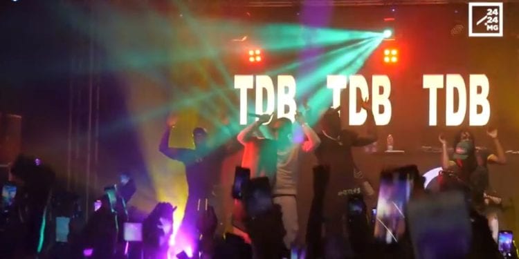 MUSIQUE – Quand le Palais des sports de Mahamasina vibre aux sons d’Oboy.