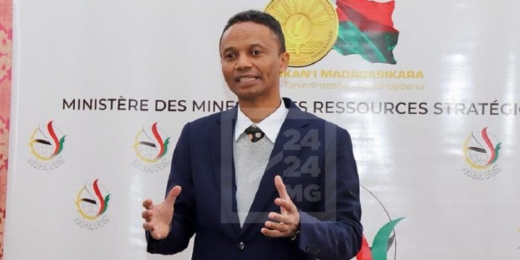 AMPANDRIANOMBY – Près 36 kilos d’or dérobés puis remplacés par des objets métalliques au ministère des Mines et des ressources stratégiques