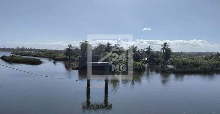 INFRASTRUCTURE – Un sacrifice de zébu pour marquer le démarrage des travaux de réhabilitation du pont de Manakara Be